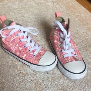 Girl Converse Size 9